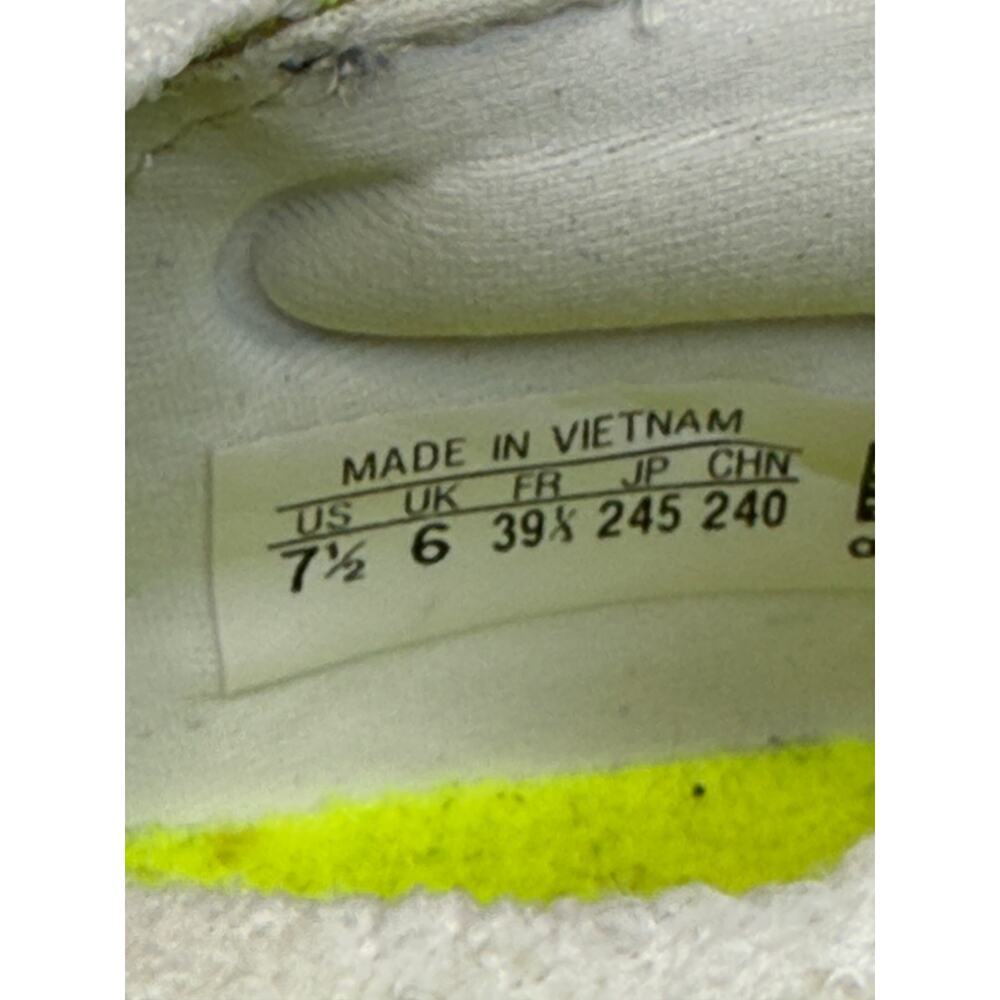 Adidas Womens Ultraboost 21 Solar Yellow US Size 7 1/2 FY0401 - Picture 5 of 14